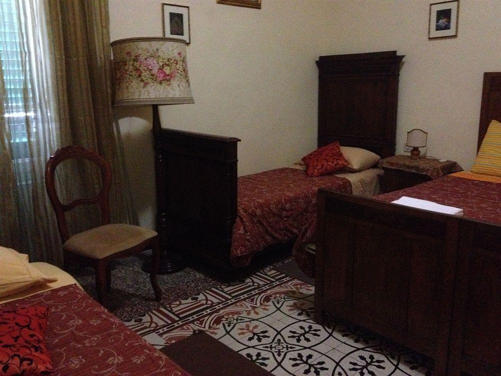 A Casa Doina Airport Affittacamere 3*