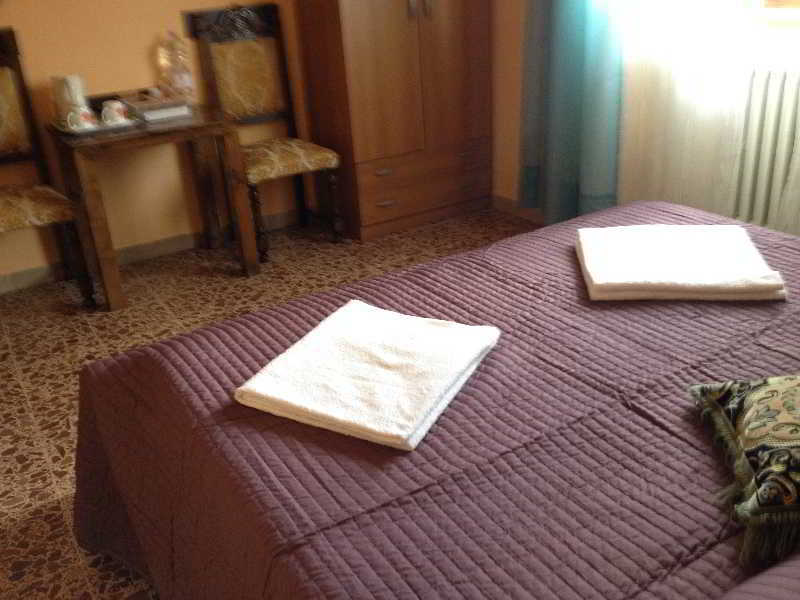 A Casa Doina Airport Affittacamere 3*