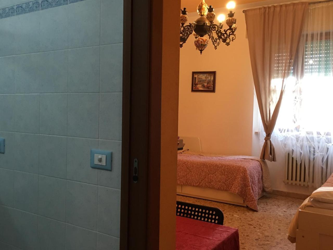Pensionat A Casa Doina Airport 3*